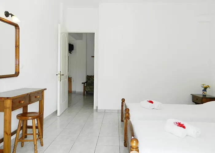 Ariston Aparthotel Poros (Kefalonia)