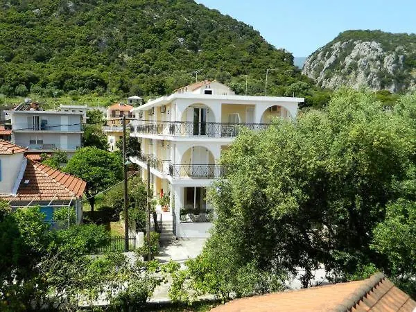 Aparthotel Ariston 3*